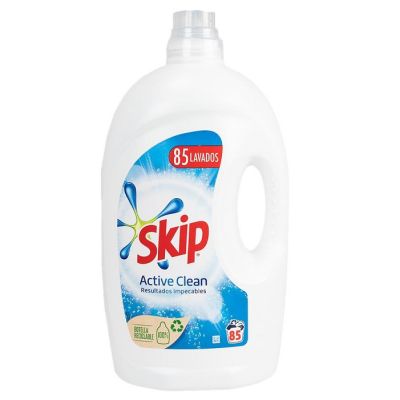 Универсална течна прах Skip Active Clean 85пр 3.85л
