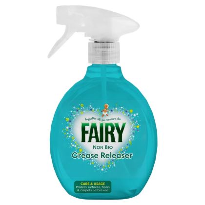 Ароматизиращ и изглаждащ спрей за текстил и дрехи Fairy 500мл